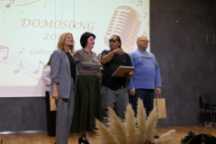 P1068115